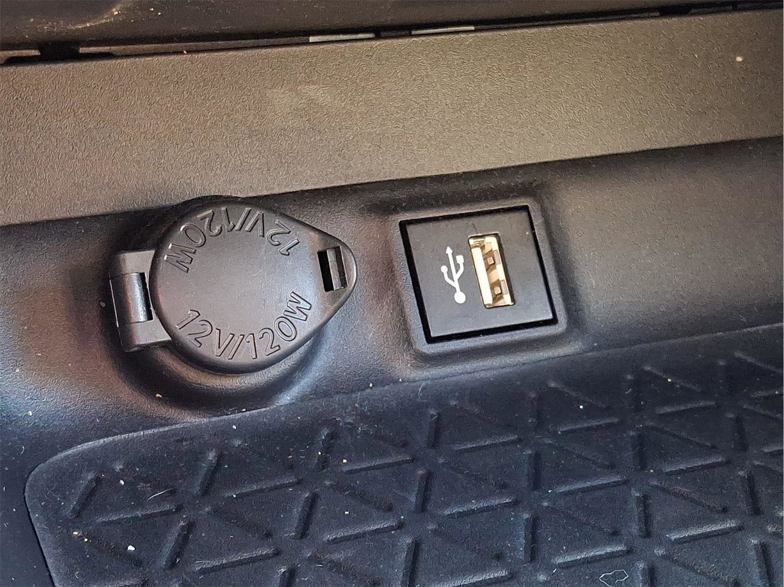 Used 2024 Toyota RAV4 XLE Premium image 52