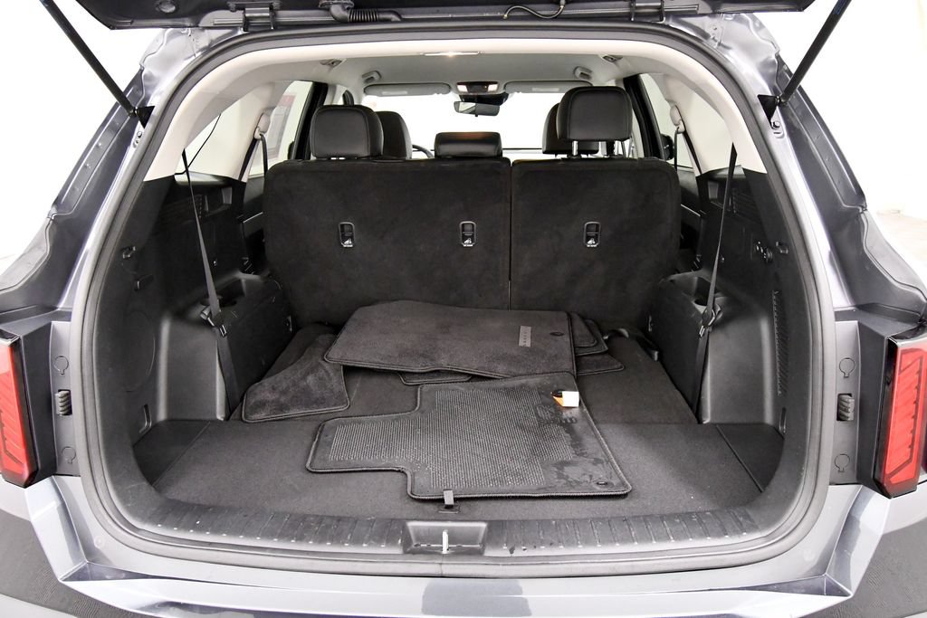Certified 2024 Kia Sorento S AWD/4WD image 7