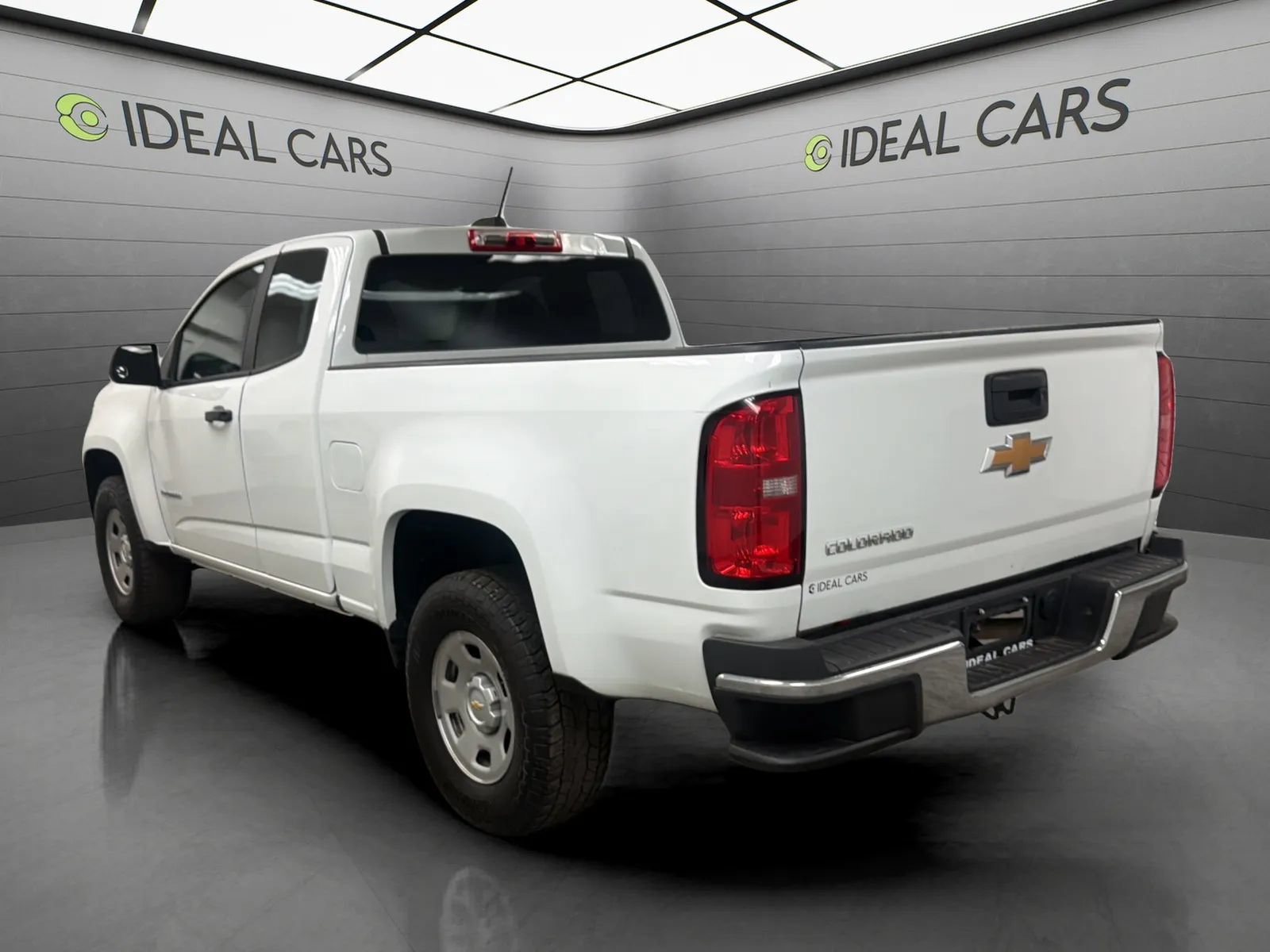 Used 2019 Chevrolet Colorado W/T w/ WT Convenience Package RWD image 7