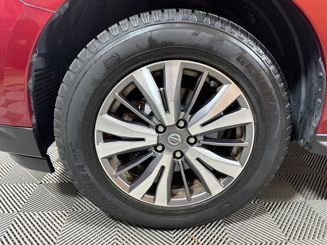 Certified 2020 Nissan Pathfinder SV image 29