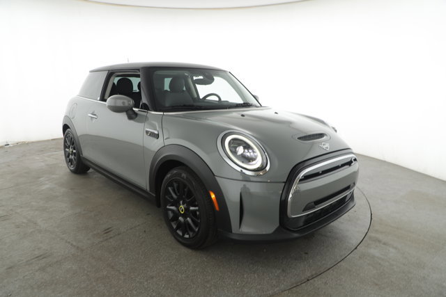 Used 2023 MINI Cooper SE image 3