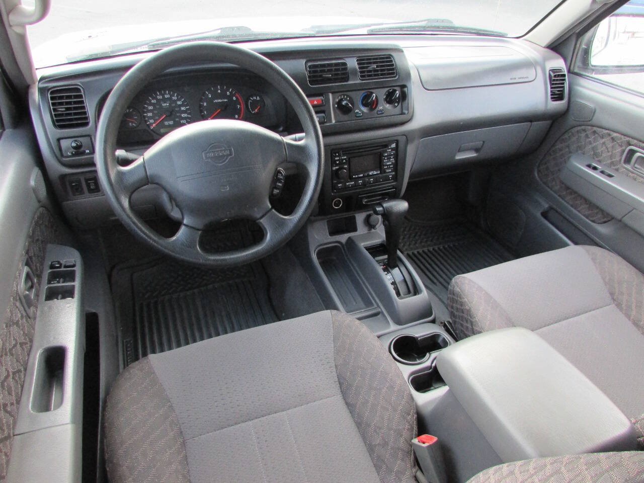 Used 2000 Nissan Xterra XE RWD image 24