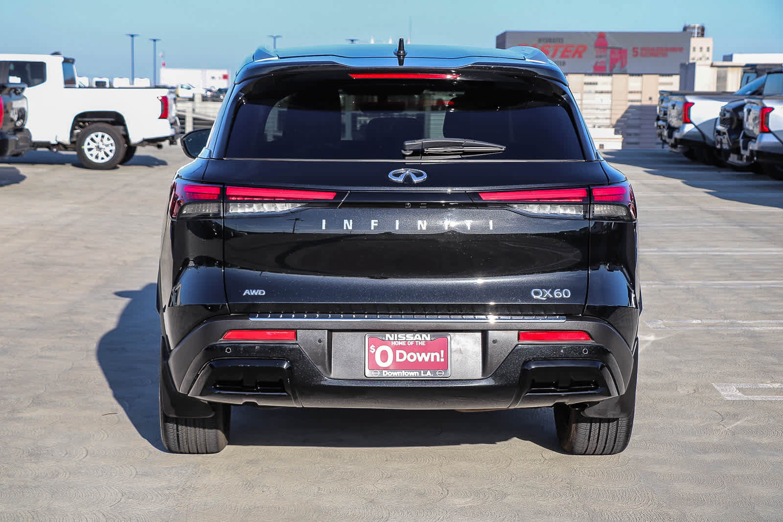 Used 2023 INFINITI QX60 Luxe w/ Cargo Package AWD/4WD image 7