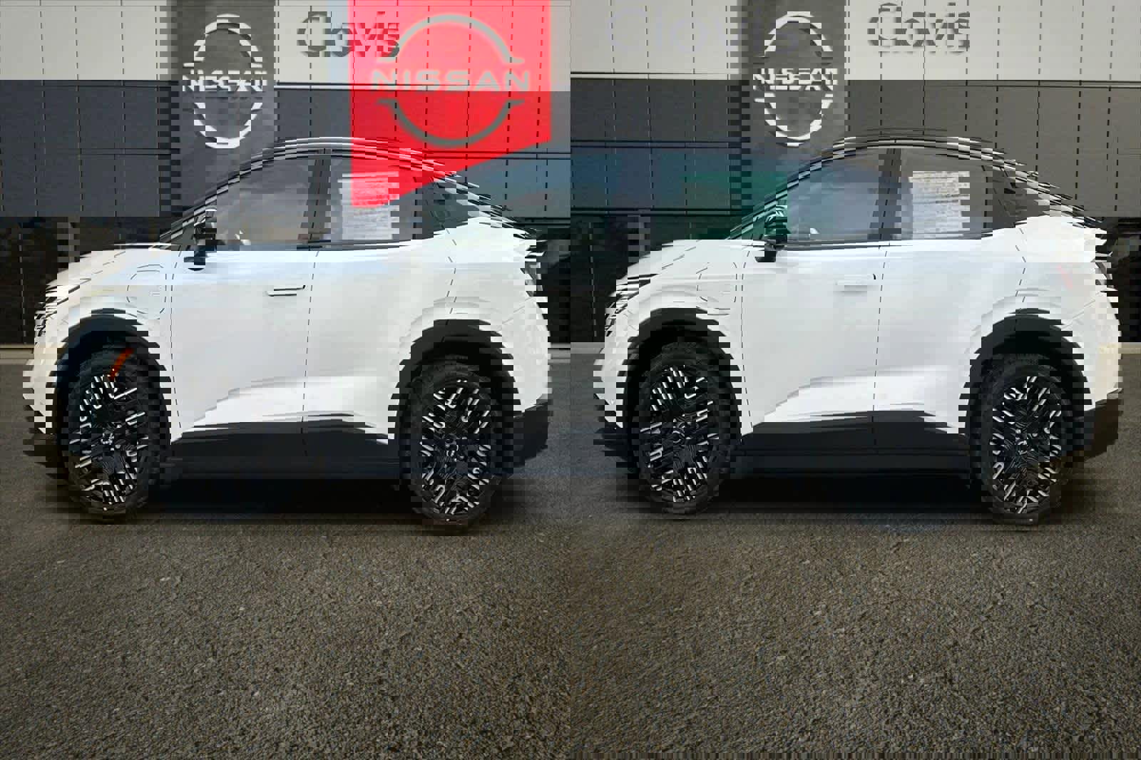 New 2026 Nissan Leaf Platinum+ image 6