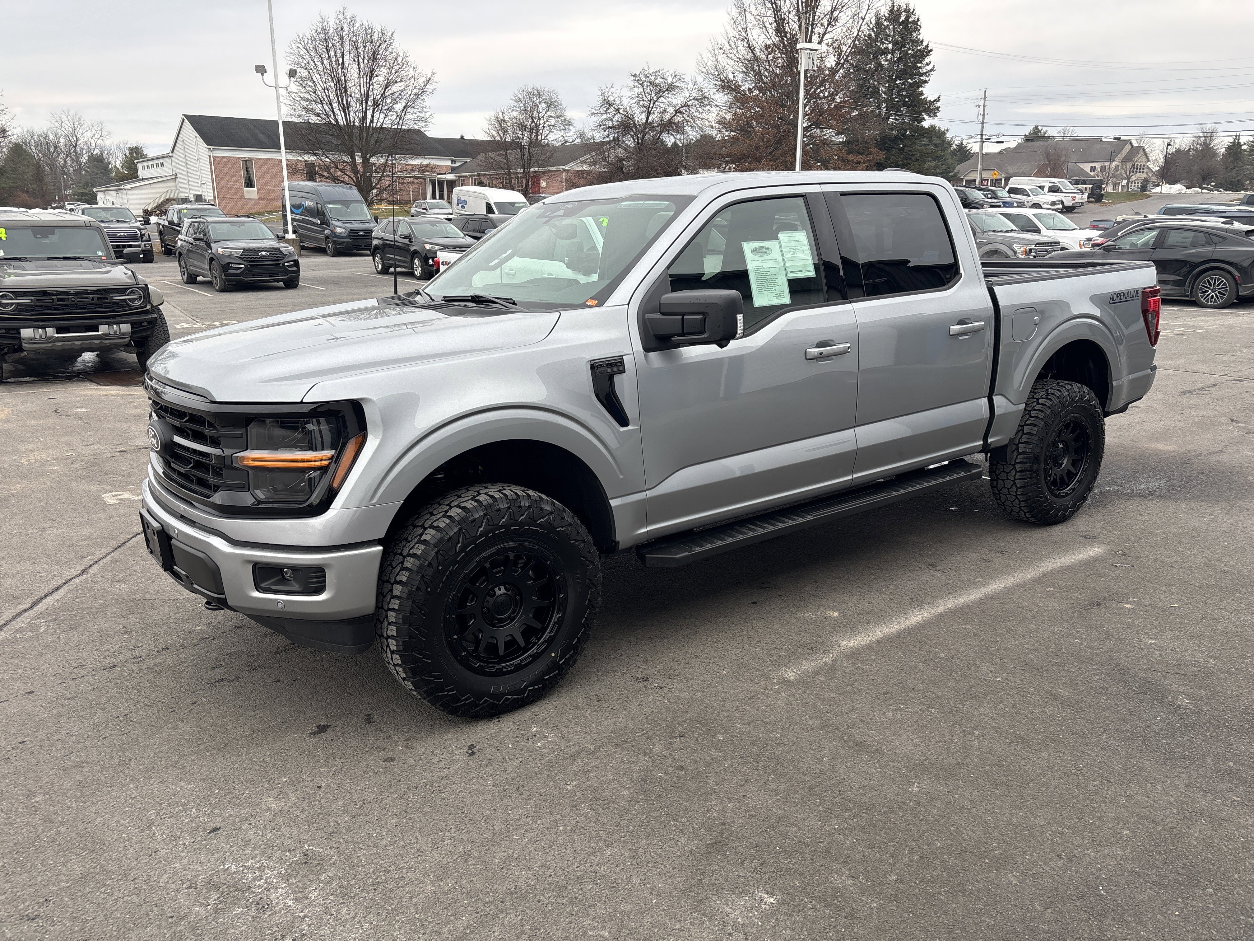 New 2025 Ford F150 XLT w/ Equipment Group 302A MID image 8