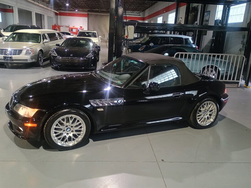 Used 2001 BMW Z3 3.0i RWD image 42