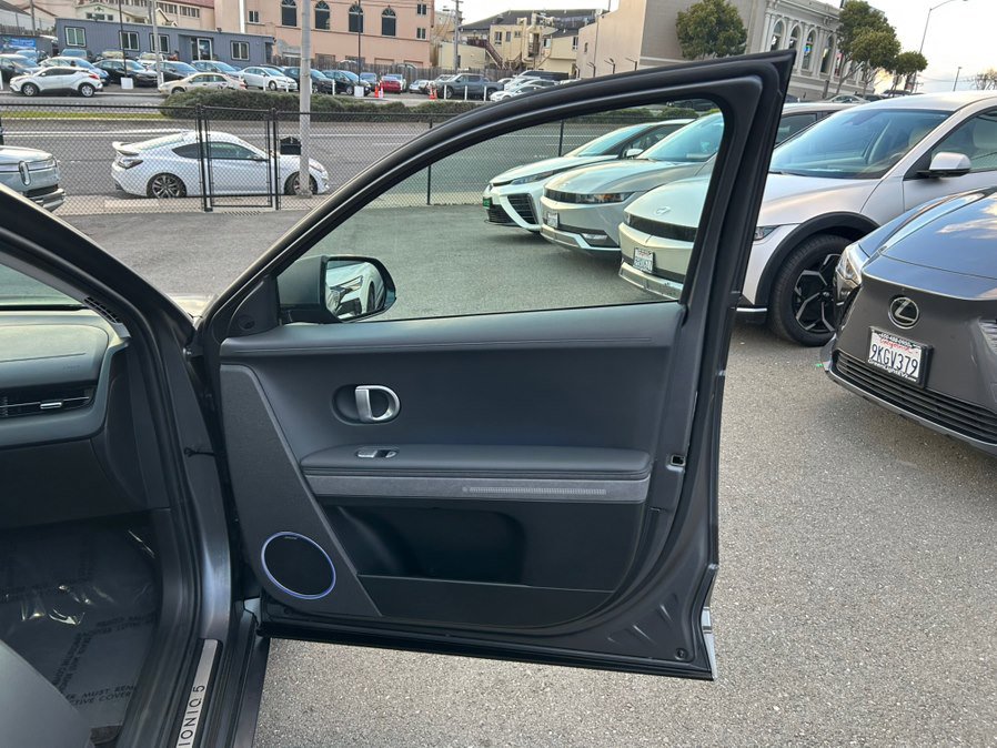 Used 2024 Hyundai Ioniq 5 Limited image 50