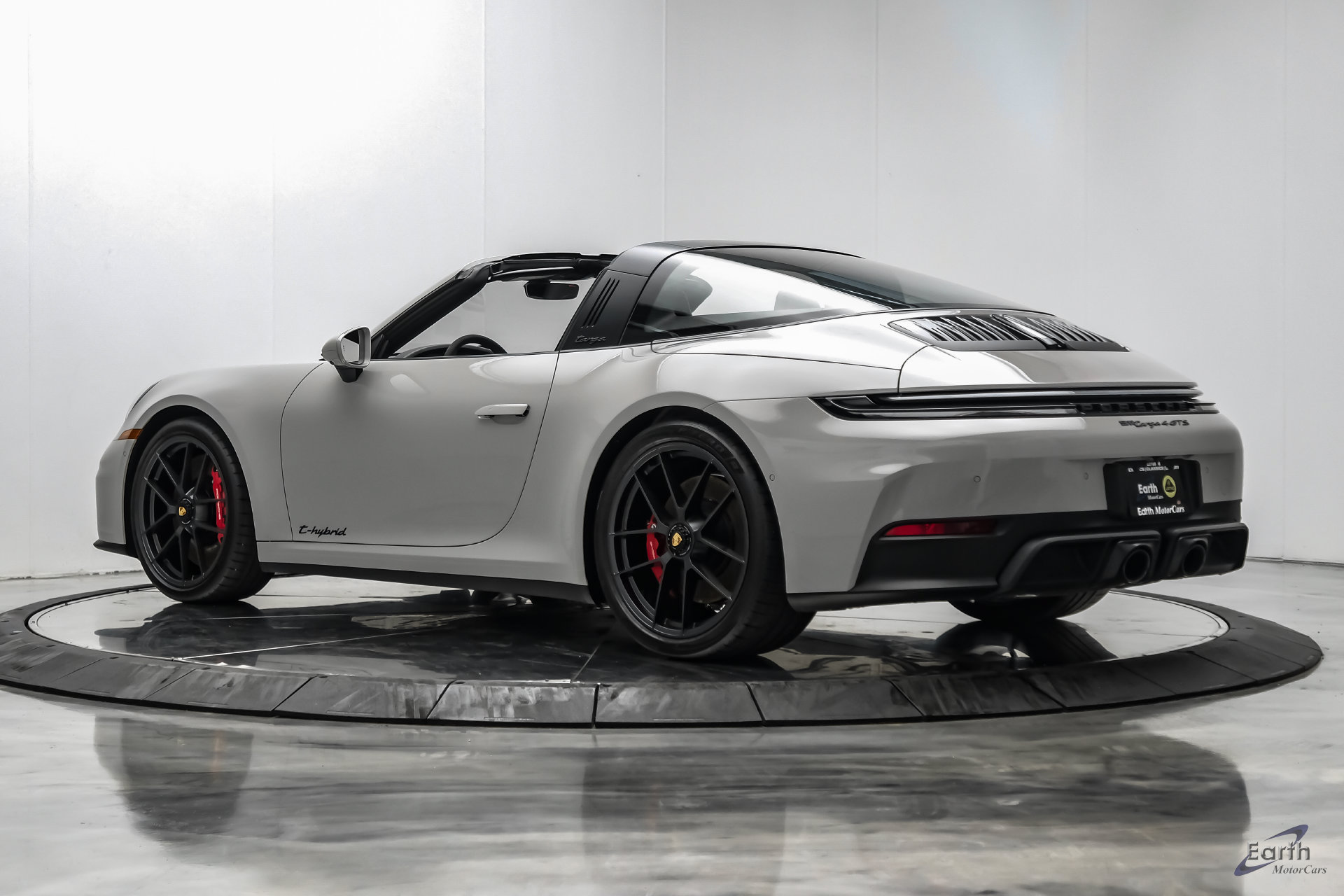 Used 2025 Porsche 911 Targa 4 GTS AWD/4WD image 12