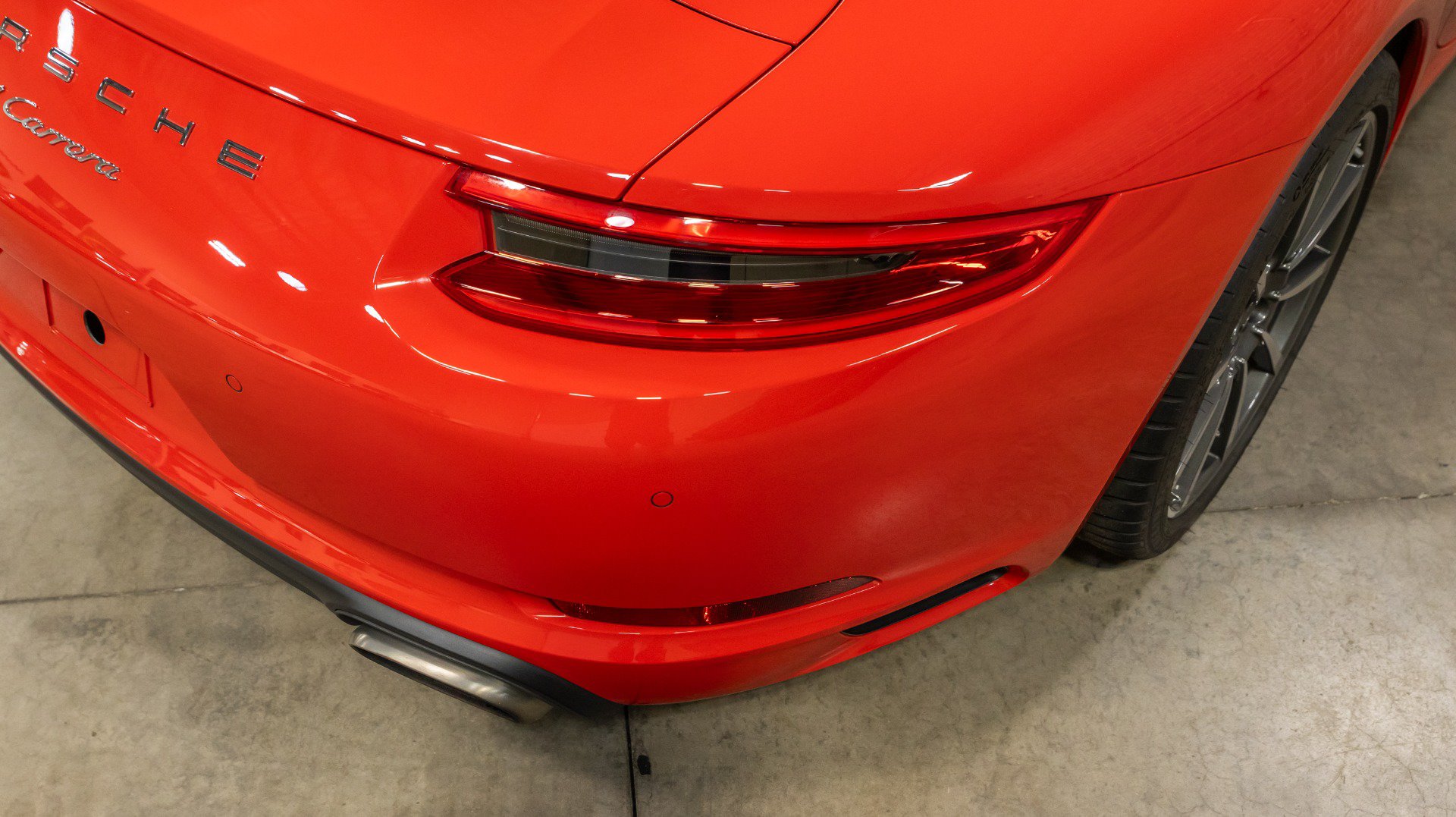 Used 2018 Porsche 911 Carrera RWD image 25