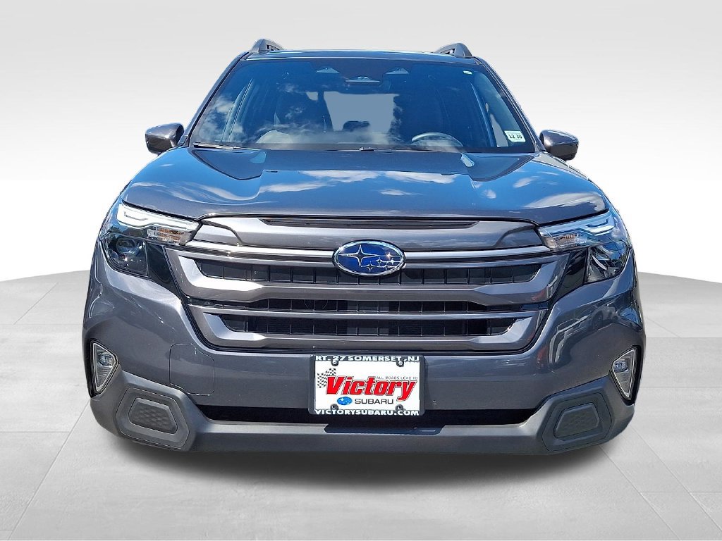 Certified 2025 Subaru Forester Premium AWD/4WD image 2