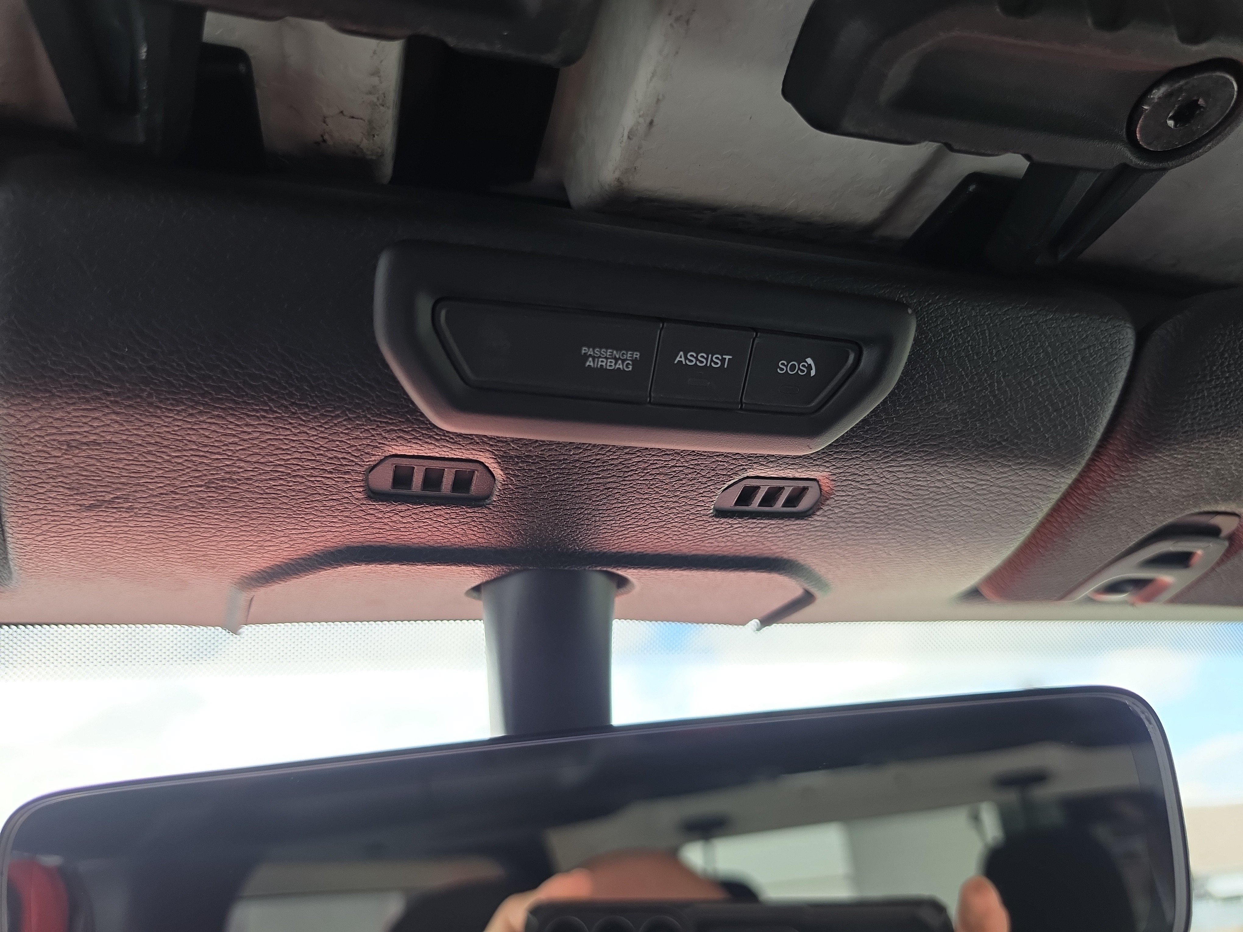 Used 2023 Jeep Wrangler Rubicon w/ Cold Weather Group AWD/4WD image 32