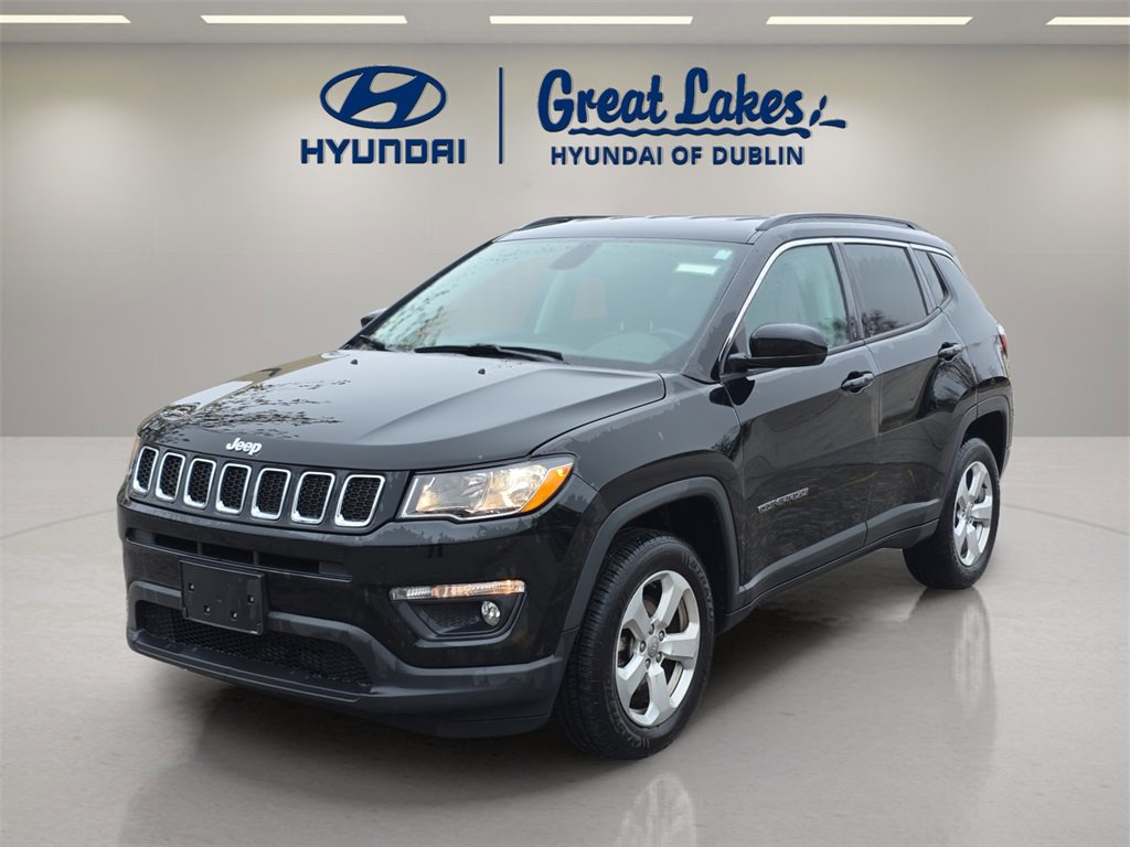 Used 2019 Jeep Compass Latitude image 1