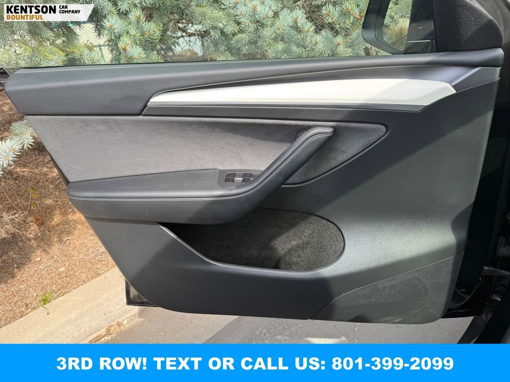 Used 2025 Tesla Model Y Long Range image 17