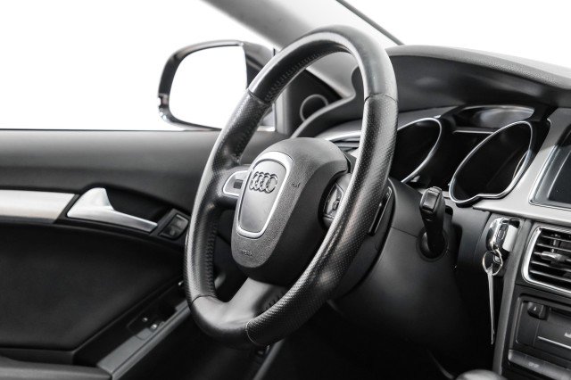 Used 2010 Audi A5 2.0T Premium Plus w/ Premium Plus Pkg AWD/4WD image 11