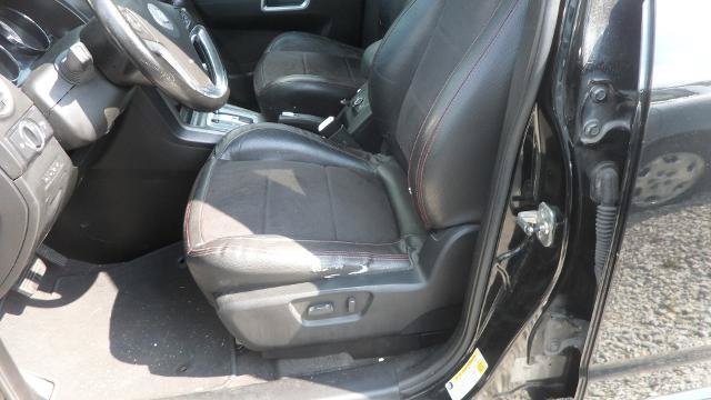 Used 2009 Saturn Vue Red Line w/ Convenience Package FWD image 11
