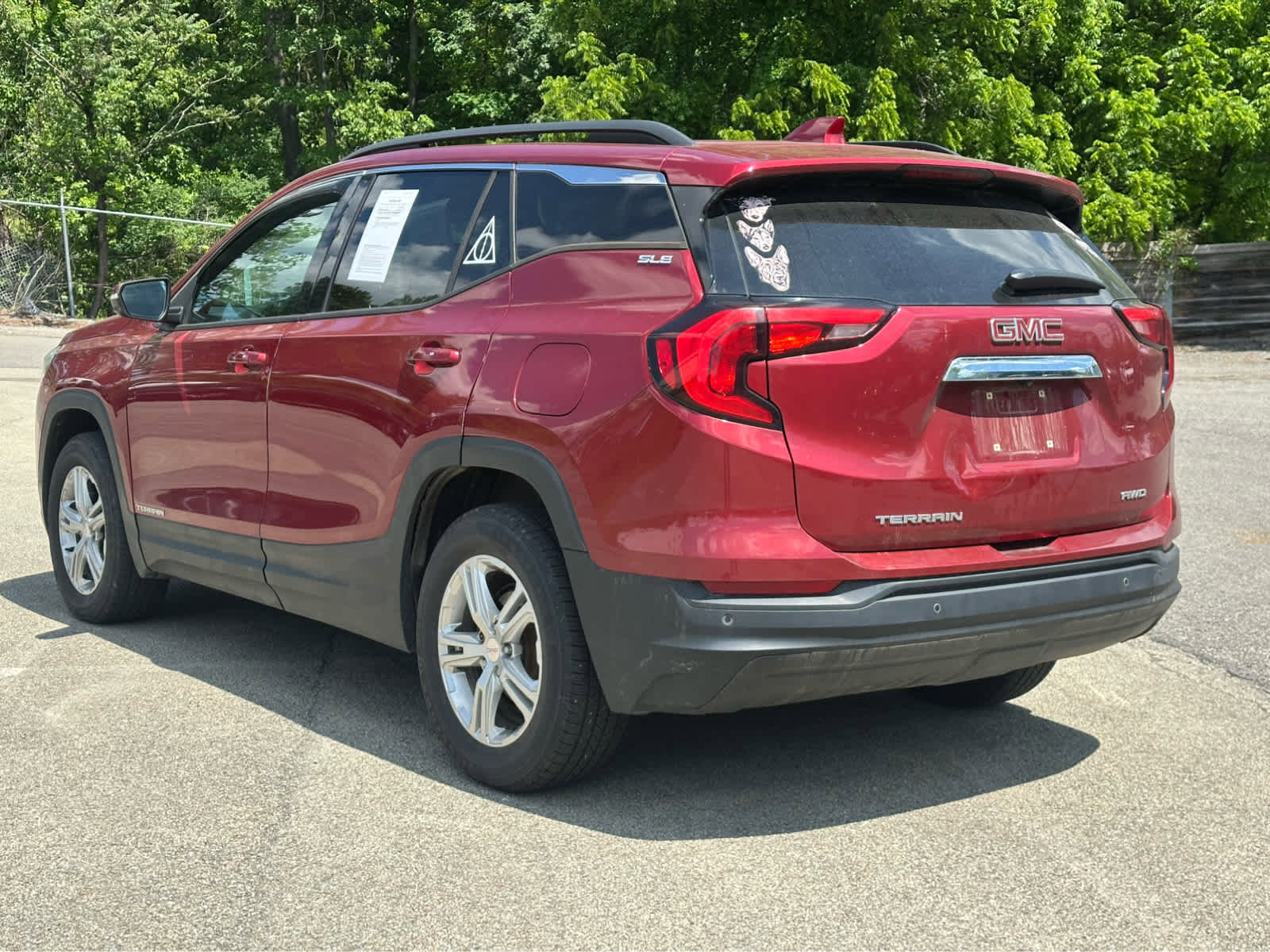 Used 2018 GMC Terrain SLE w/ Driver Convenience Package AWD/4WD image 7
