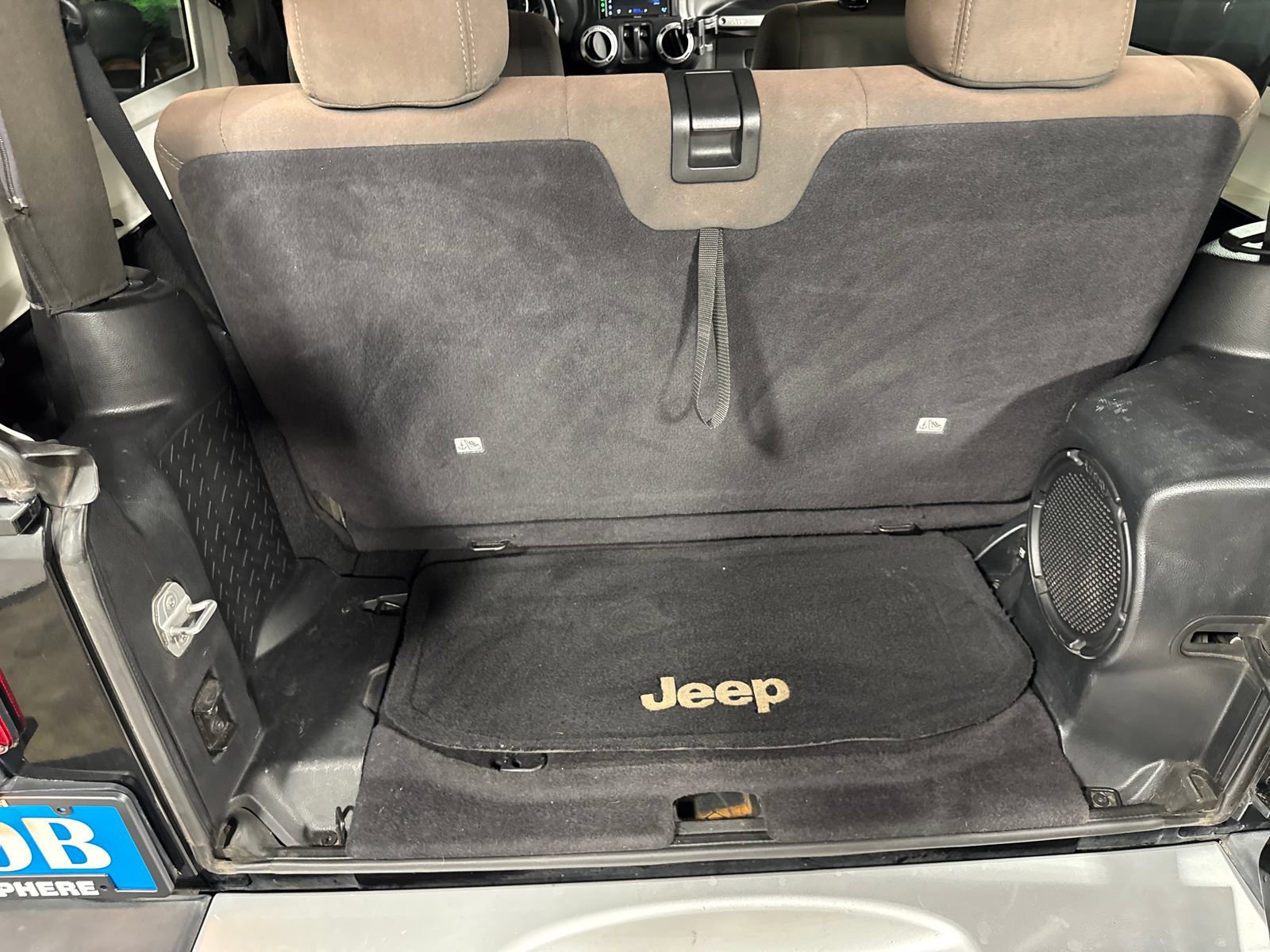 Used 2012 Jeep Wrangler Sahara w/ Connectivity Group AWD/4WD image 25