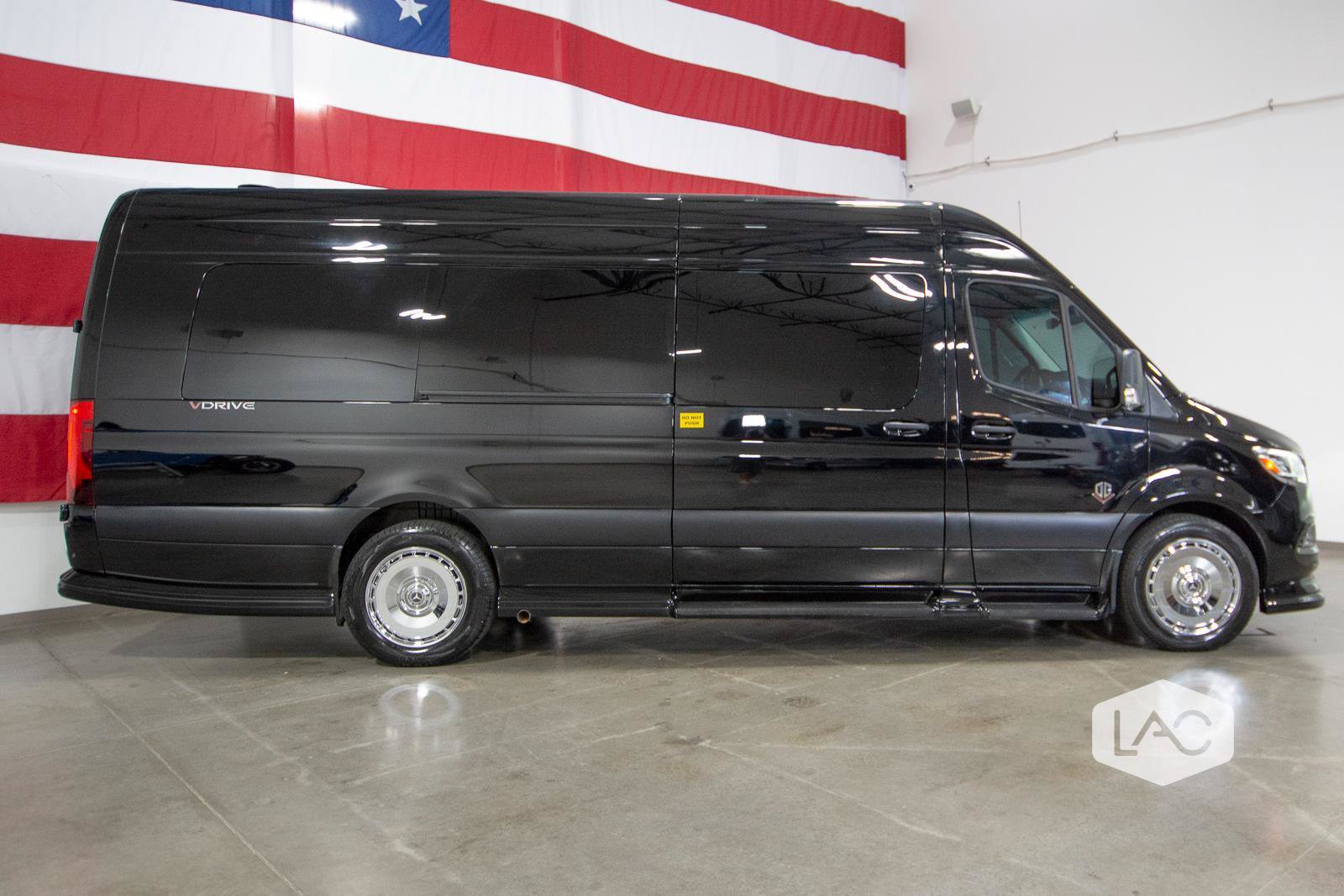Used 2024 Mercedes-Benz Sprinter 3500 image 33