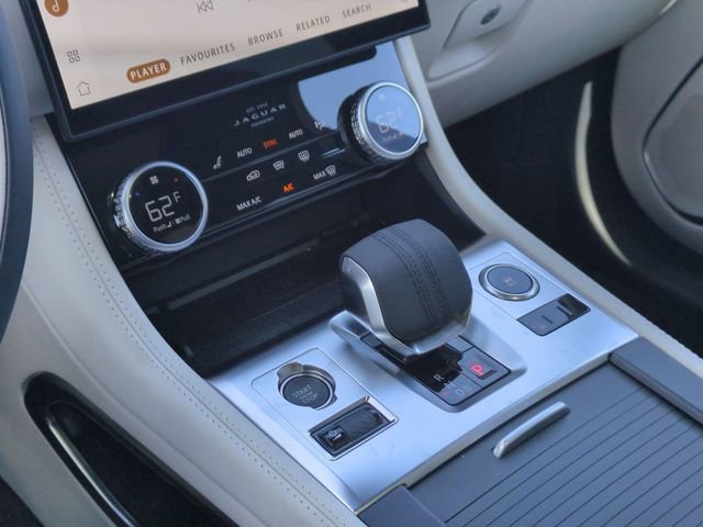 Used 2026 Jaguar F-PACE R-Dynamic S AWD/4WD image 9