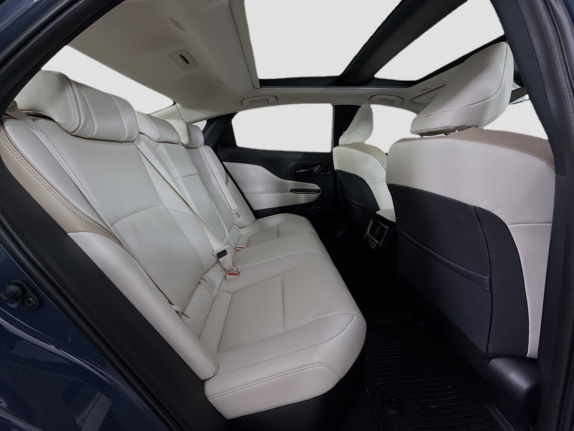 Used 2026 Toyota Crown Nightshade image 29