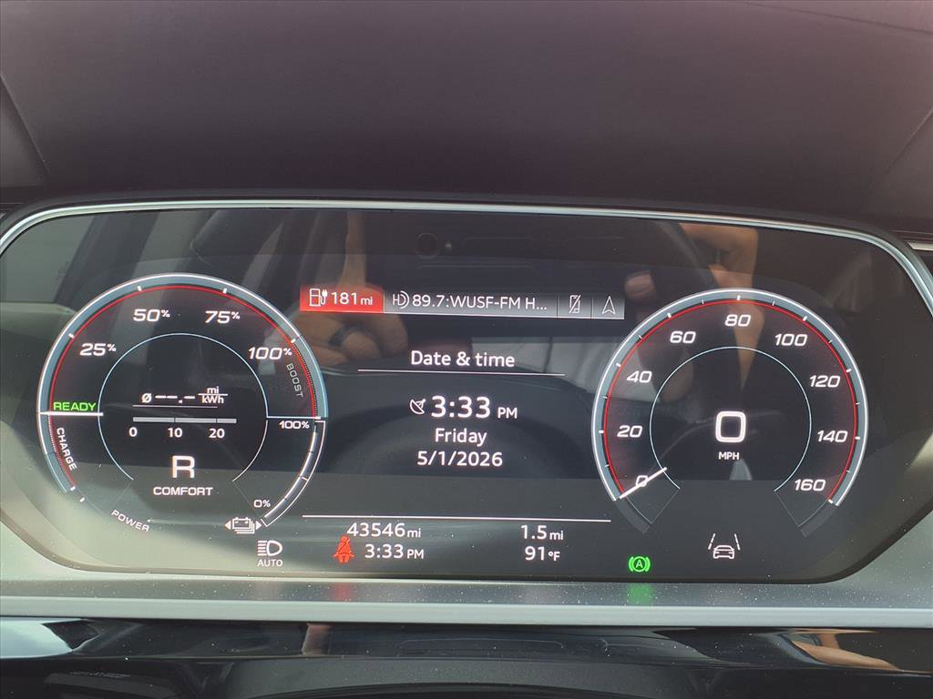 Used 2022 Audi e-tron Prestige w/ Prestige Package AWD/4WD image 28