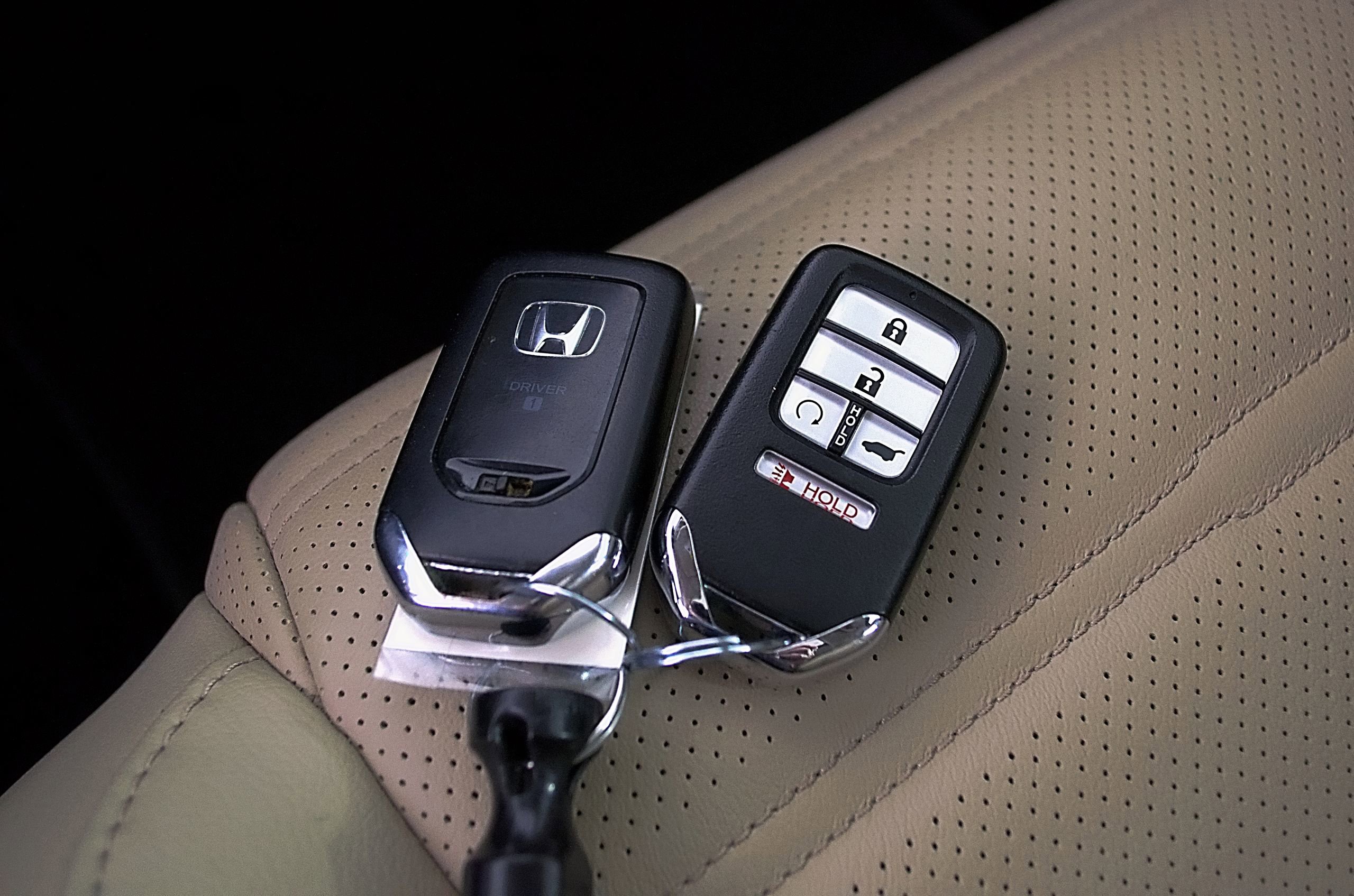 Used 2017 Honda CR-V EX-L image 29