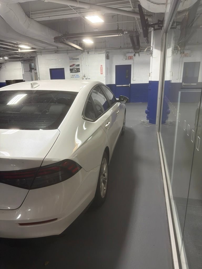 Used 2023 Honda Accord LX image 5
