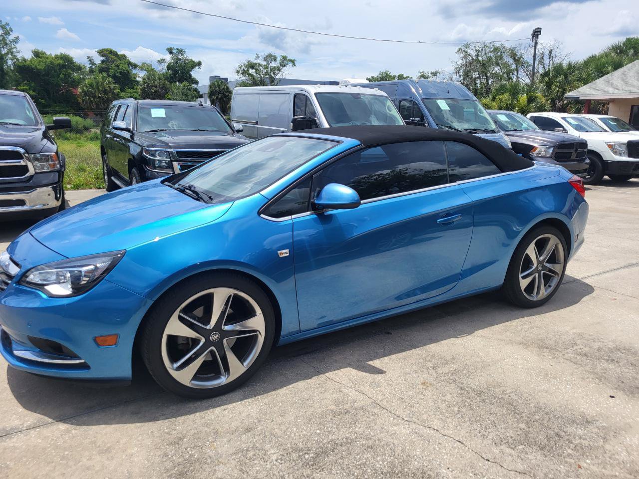 Used 2017 Buick Cascada Sport Touring FWD image 33