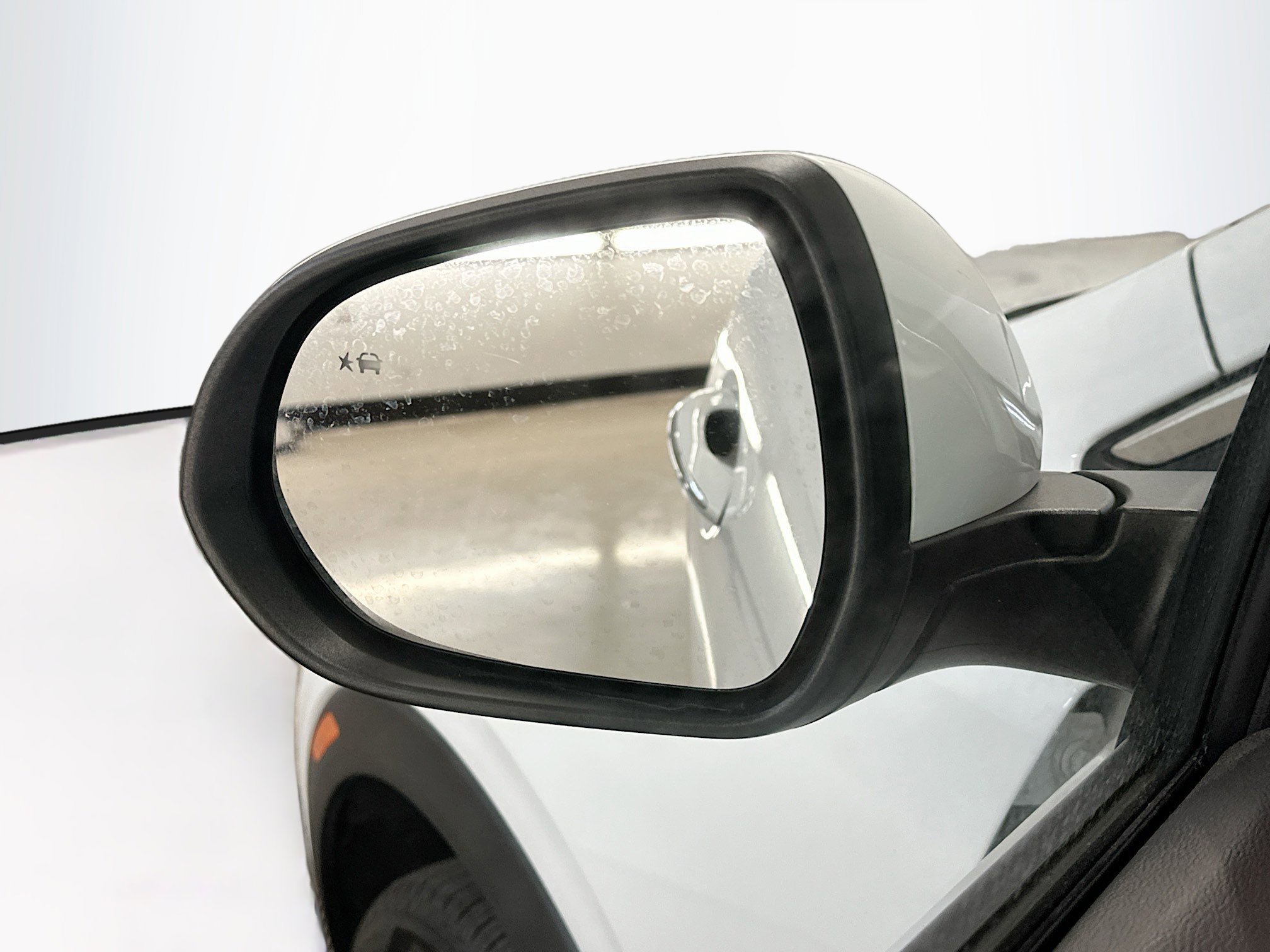 Used 2025 Buick Encore GX Preferred AWD/4WD image 16