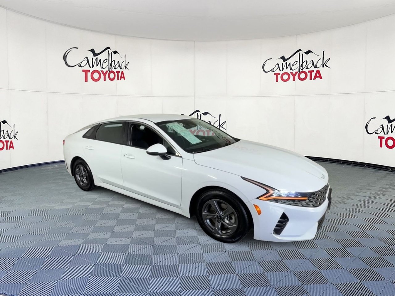 Used 2023 Kia K5 LXS FWD image 5