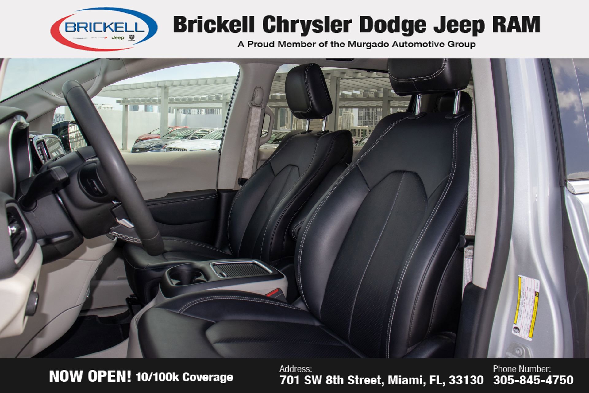 Used 2024 Chrysler Pacifica Touring-L image 16