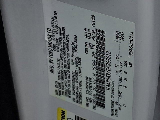 Used 2016 Ford Fusion Titanium FWD image 29