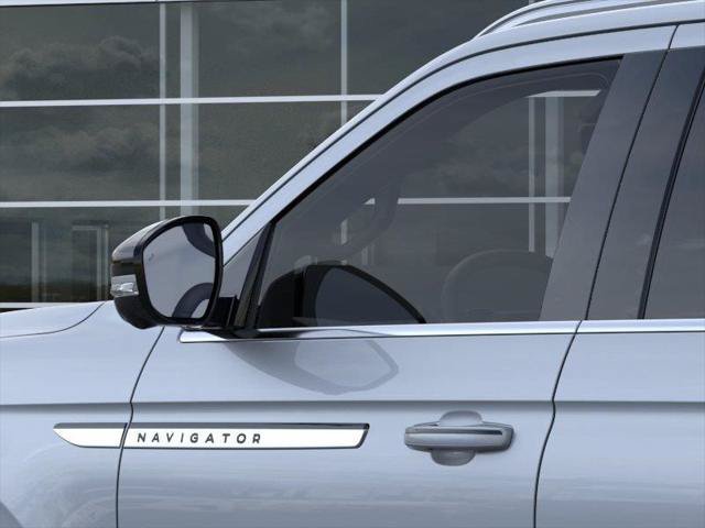 New 2026 Lincoln Navigator Reserve AWD/4WD image 20