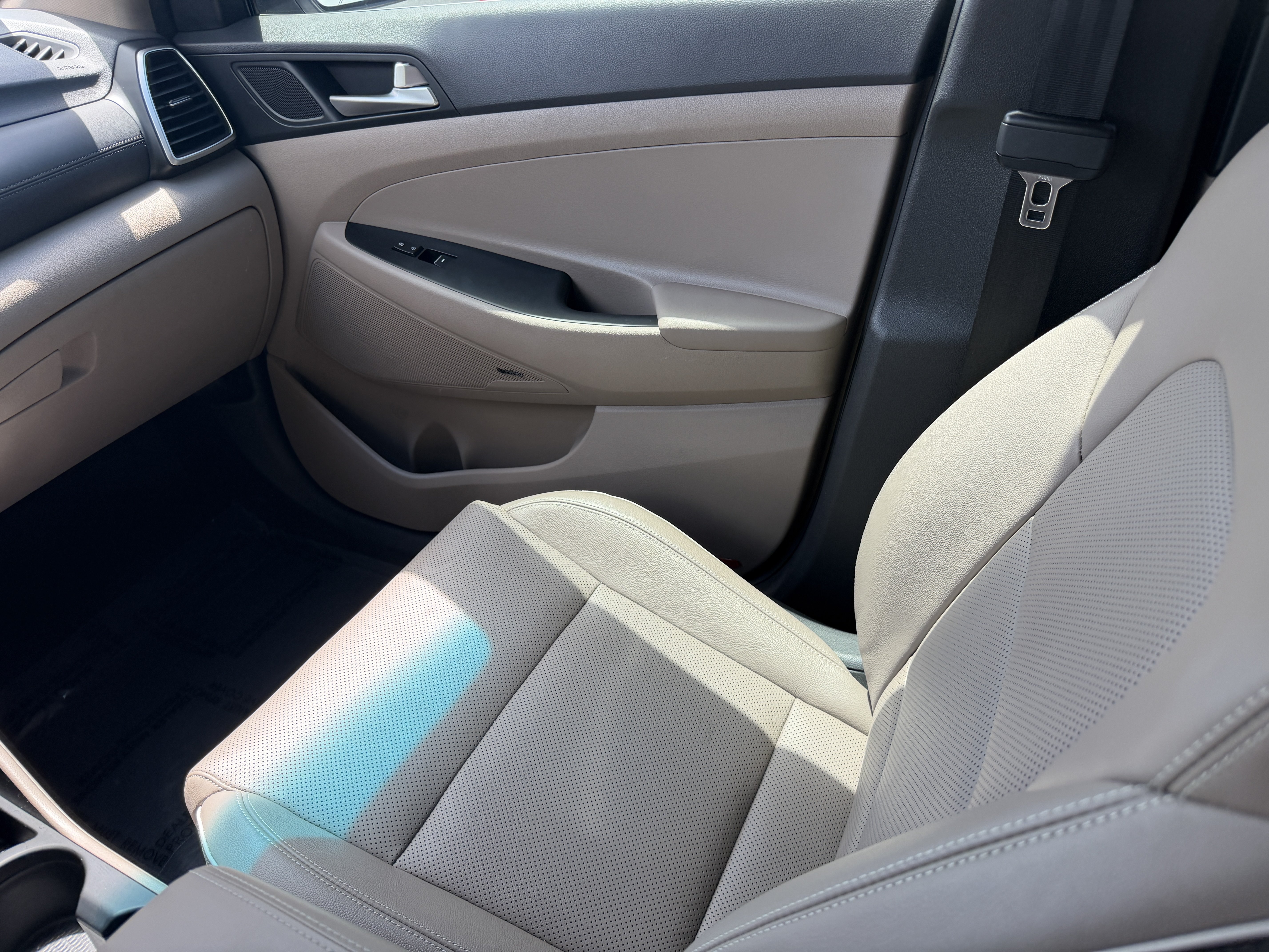 Used 2019 Hyundai Tucson Ultimate FWD image 16