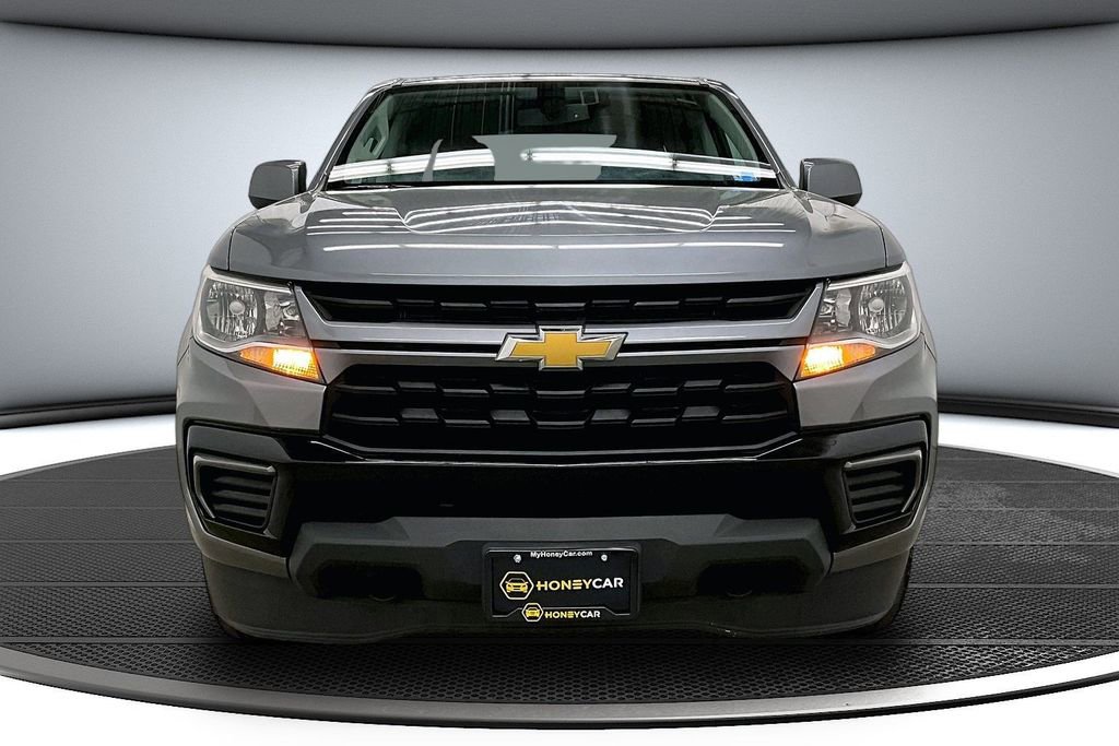Used 2022 Chevrolet Colorado LT AWD/4WD image 2