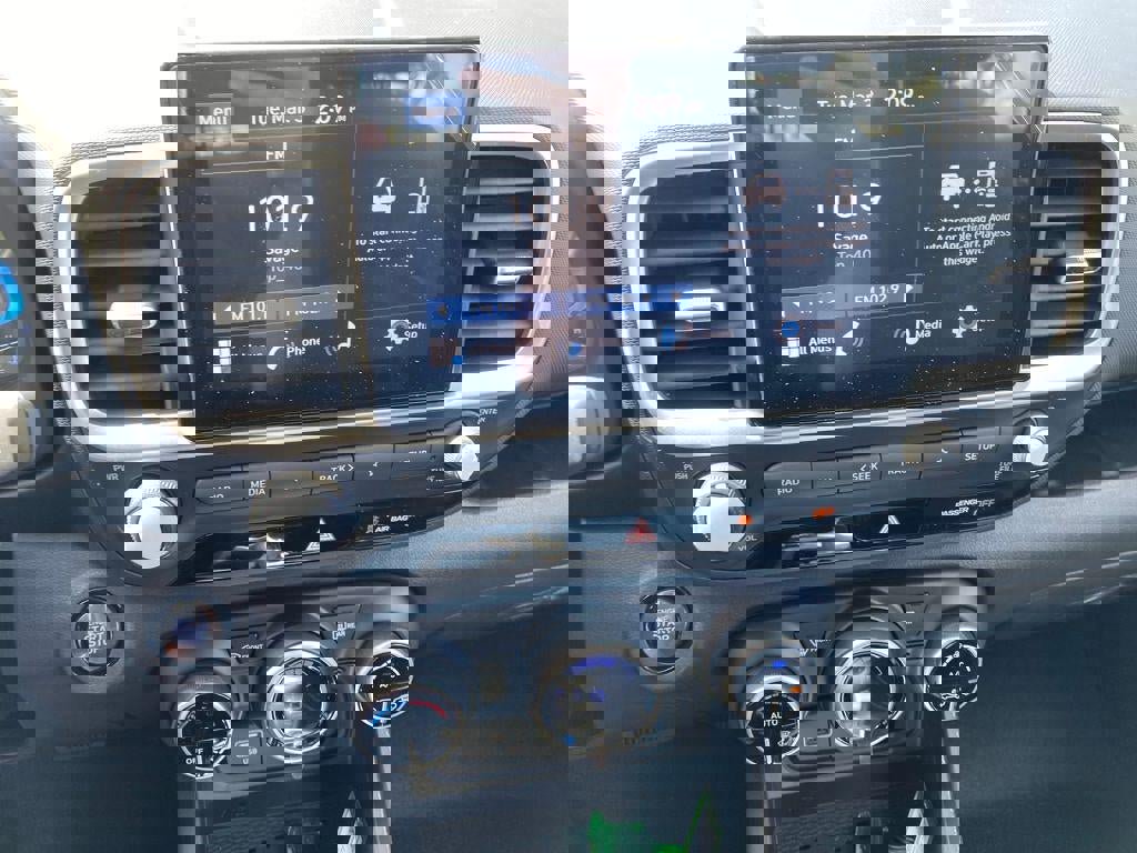 New 2026 Hyundai Venue SEL FWD image 34