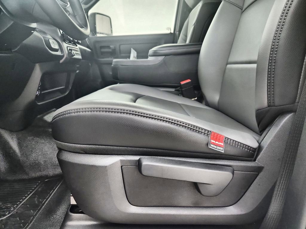New 2026 RAM 5500 Tradesman image 12