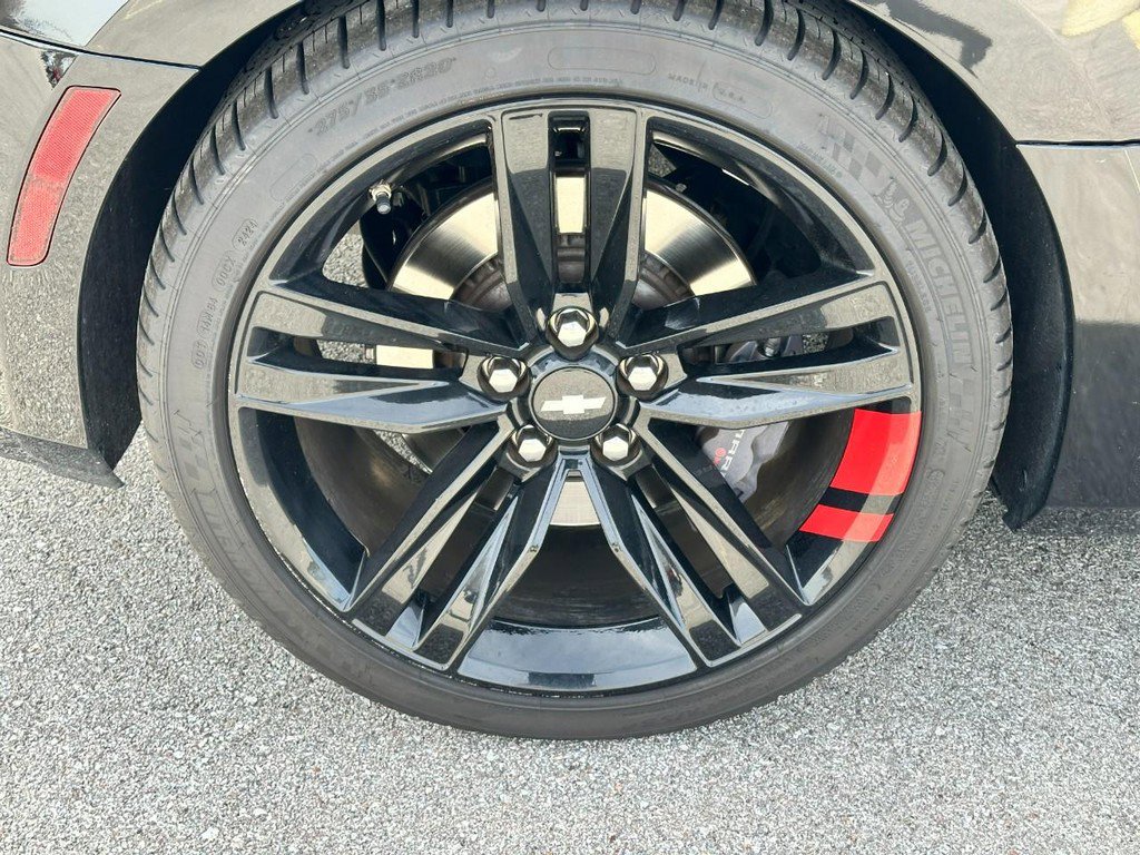 Used 2018 Chevrolet Camaro SS w/ Redline Edition image 6