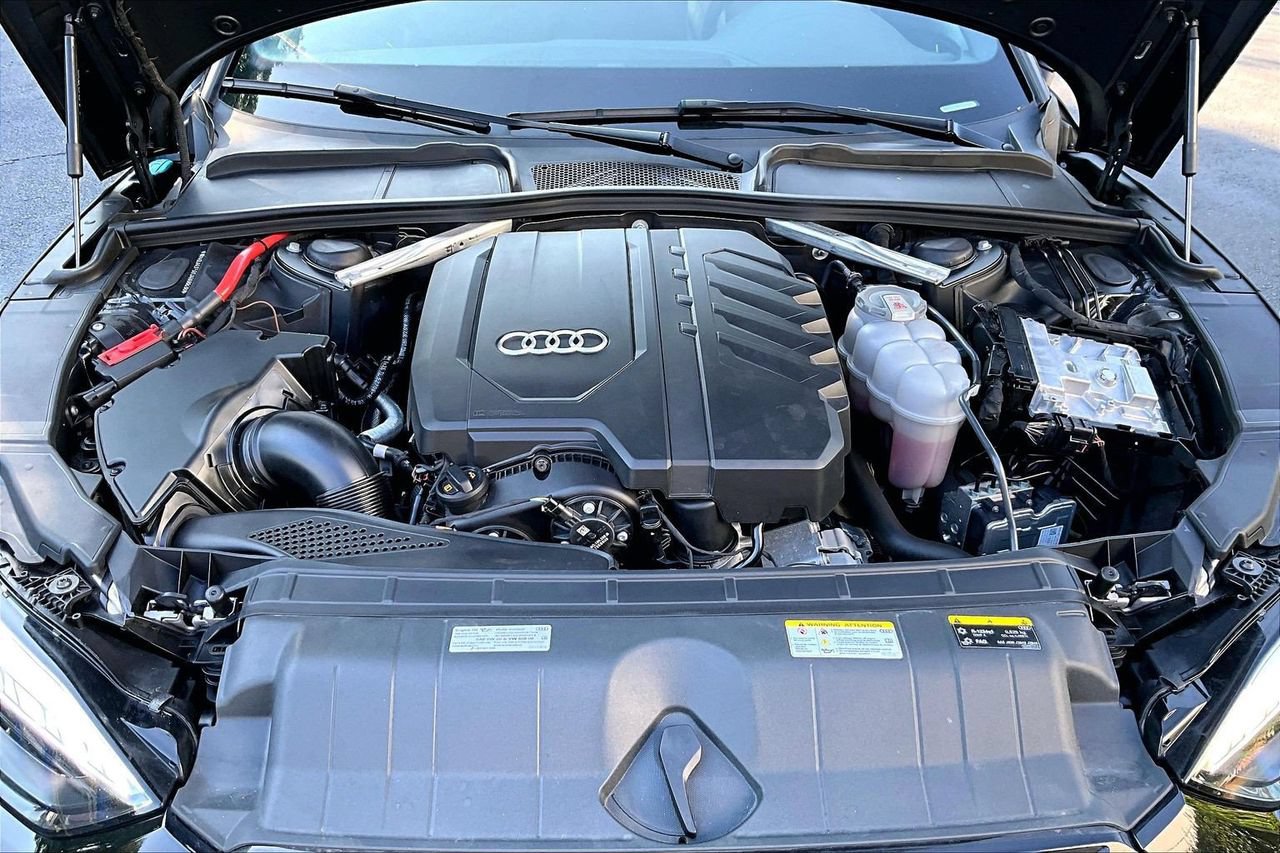 Used 2025 Audi A5 2.0T Premium Plus AWD/4WD image 37