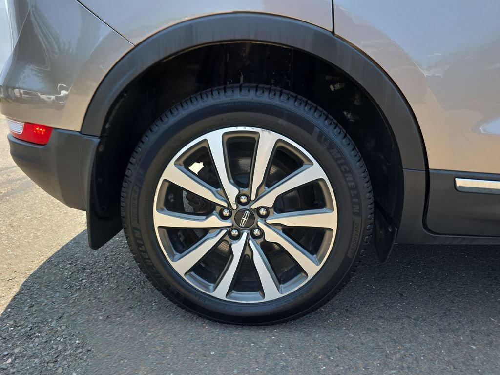Used 2019 Lincoln MKC Reserve AWD/4WD image 11