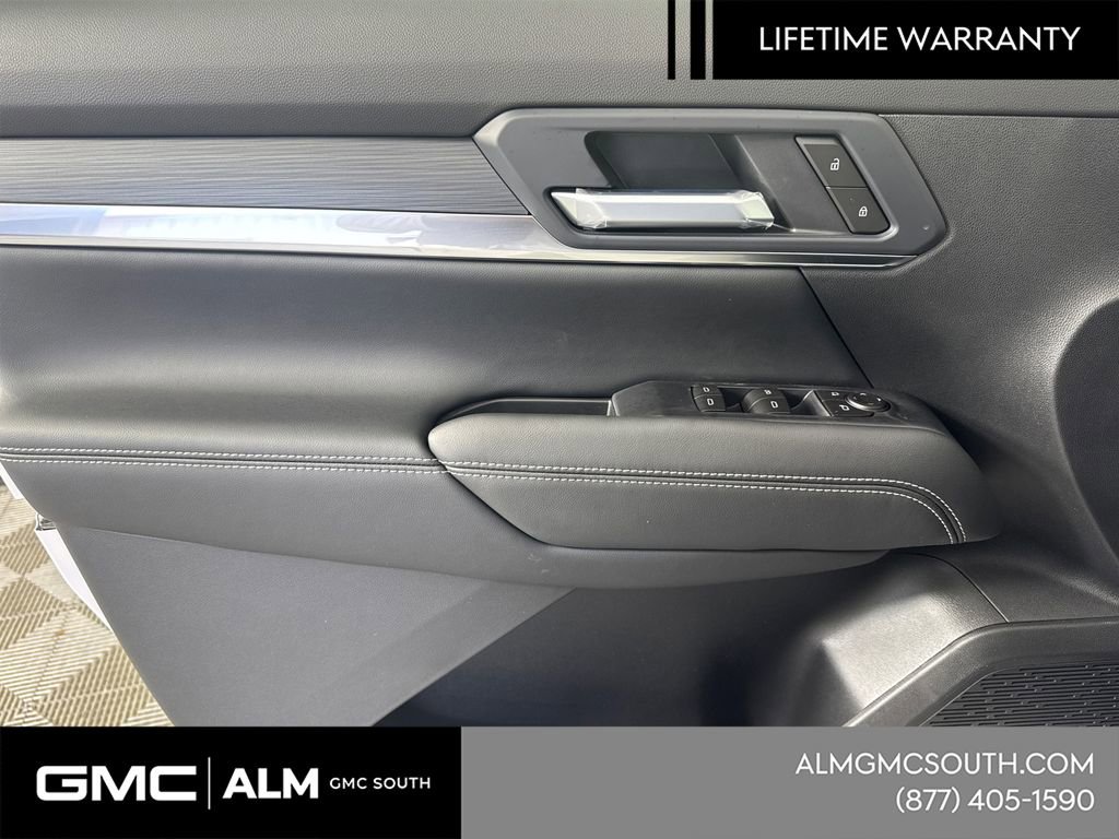 New 2026 GMC Terrain Elevation w/ Black Edition image 12