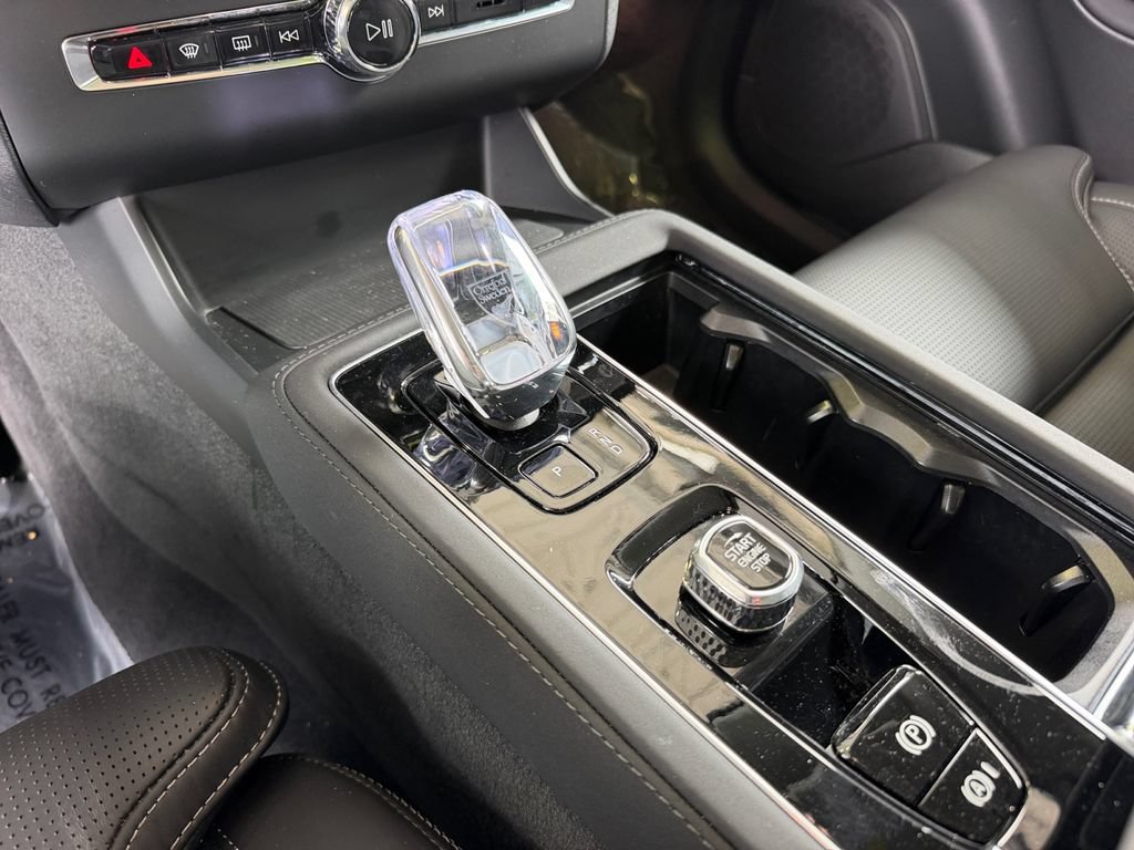 Certified 2026 Volvo XC90 B5 Ultra AWD/4WD image 25