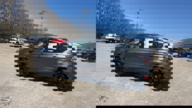 Used 2017 Ford Escape Titanium image 6