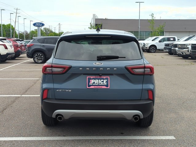 Used 2025 Ford Escape Active image 6