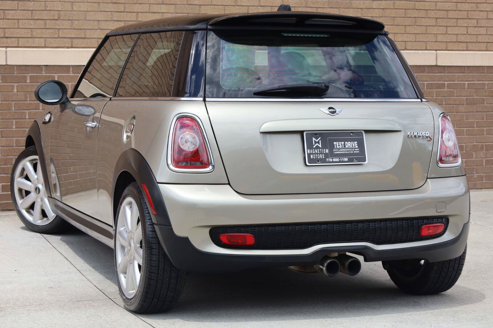 Used 2009 MINI Cooper S FWD image 10