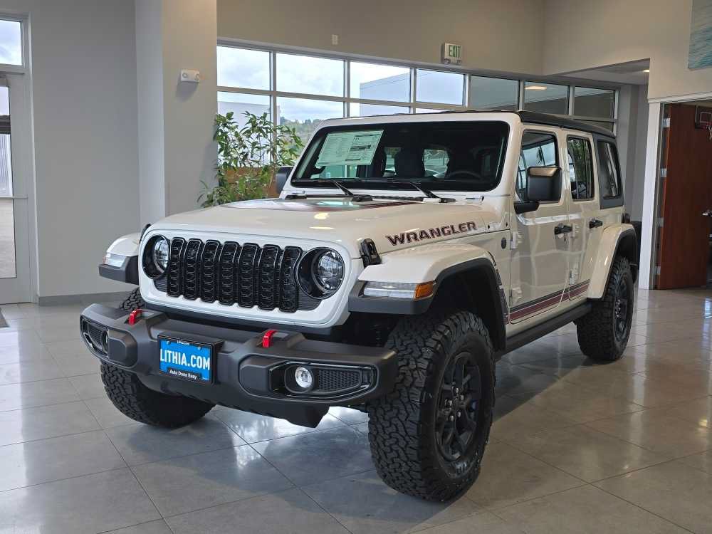 New 2026 Jeep Wrangler Unlimited Sport w/ Dual Top Group