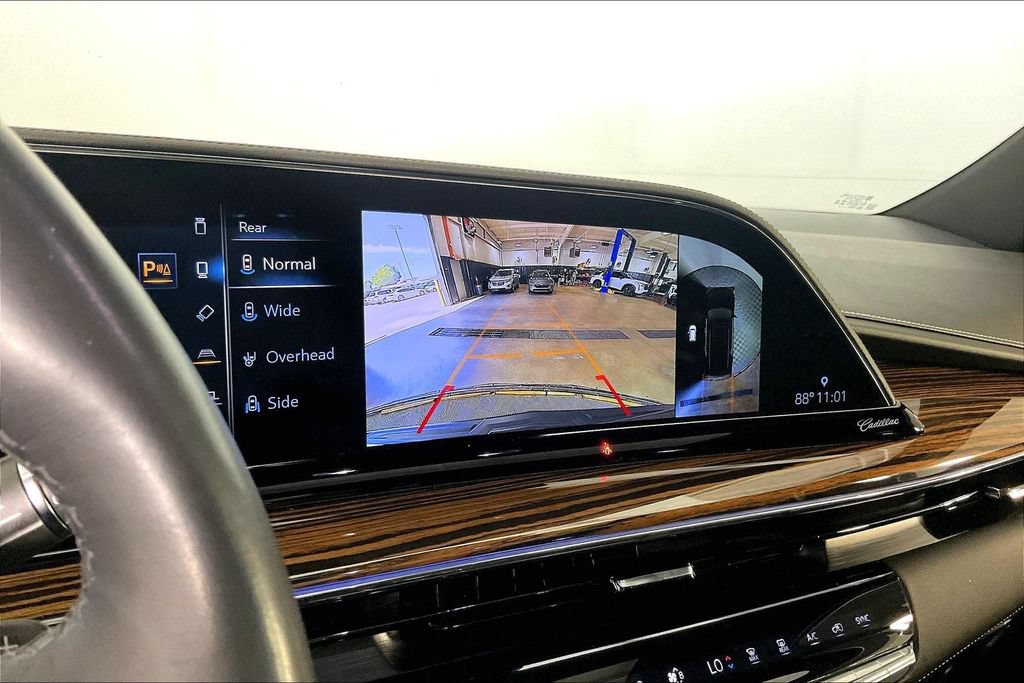 Used 2024 Cadillac Escalade ESV Premium Luxury AWD/4WD image 27