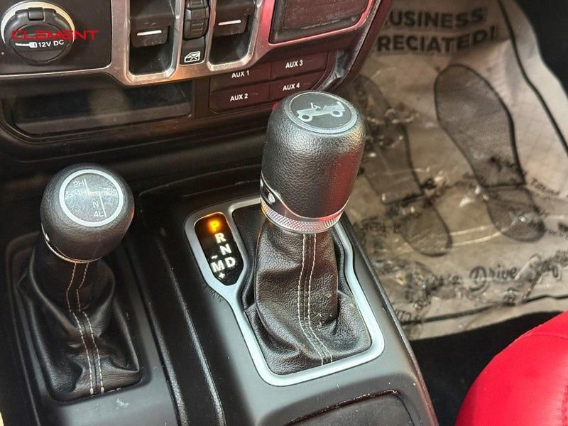 Used 2018 Jeep Wrangler Unlimited Sahara w/ LED Lighting Group image 21