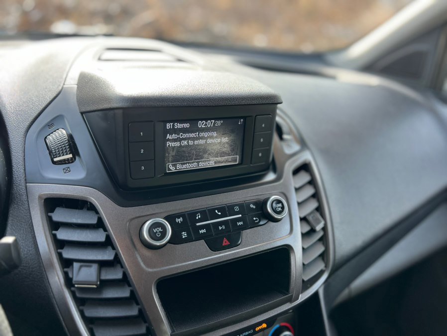 Used 2021 Ford Transit Connect XL image 24