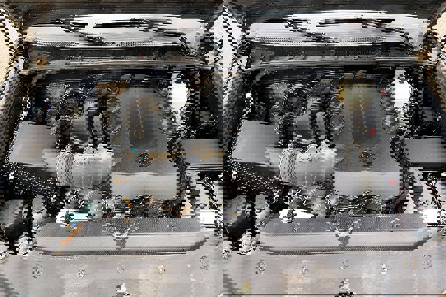 Used 2024 Toyota 4Runner Limited AWD/4WD image 32